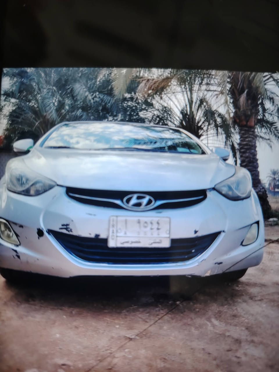 اخوان هذه سيارتي راح احجزه لان اطلب عليه فلوس ***********
