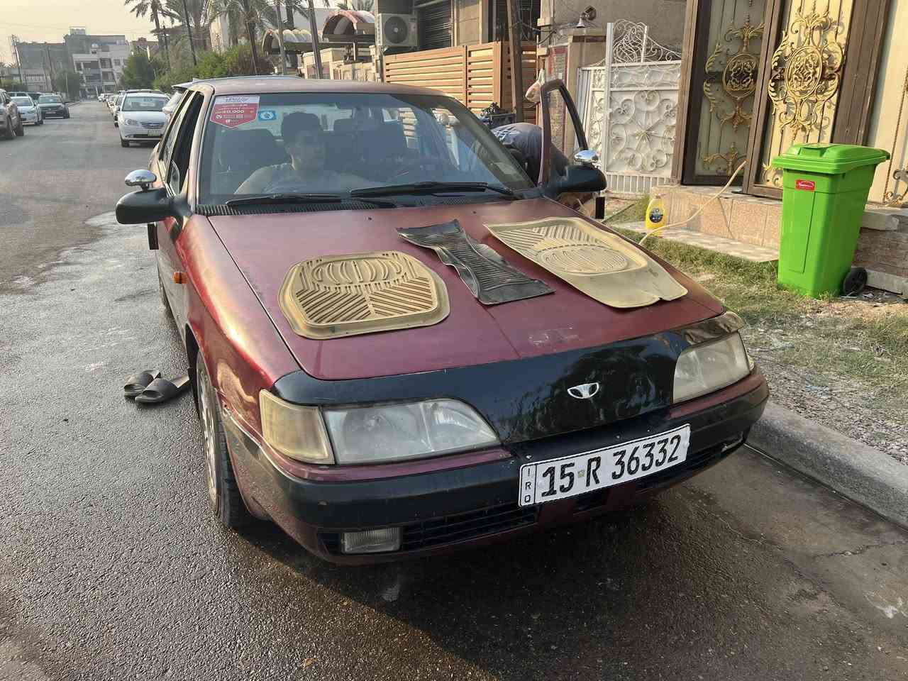 السلام عليكم اسبرو للبيع موديل 95 رقم انبار بأسمي تحويل ثاني يوم الكهربائيات كلها شغله كير محرك خير من الله محركها مفتوح مكاني بغداد حي الخضراء السعر 27 وبيها مجال ***********
