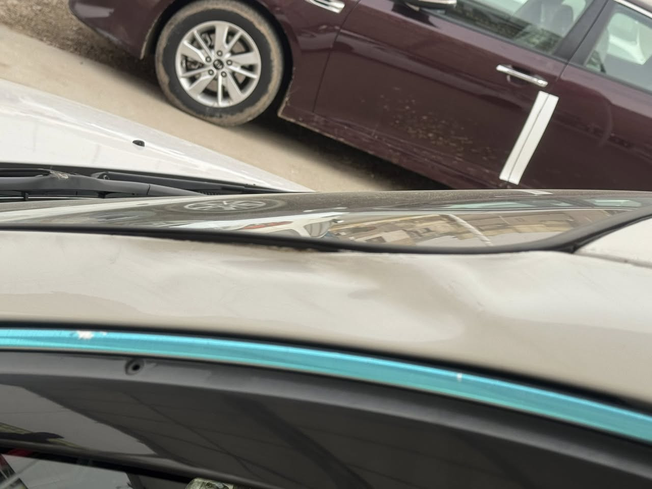 وبترا 2011
رقم بابل جديد تحويل مباشر 
سياره جاهزه بدون صبغ فقط بارد مكانات 
مكينه 1800 مسكر
مكينه كير كفاله 
كير اوتو ماتيك 
تخم تاير 
صدر خلفي امامي جديد 
سياره جاهزه من كولشي مابيها اي نقص 
السعر 75 وبيها مجال 
***********
