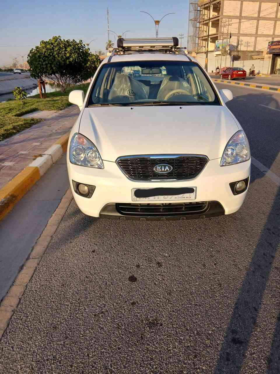سلام عليكم كيا كارنز خليجي ٧ راكب موديل ٢٠١١ رقم بغداد بسمي بيه جاملغ خلفي صبغ وجاملغ امامي تبديل ودور خلفي بارد موضح بالصوره محرك ٢٠٠٠ دوش محرك كير مامفتوح مكان كربلاء السعر ١١٥ موبايل ***********
