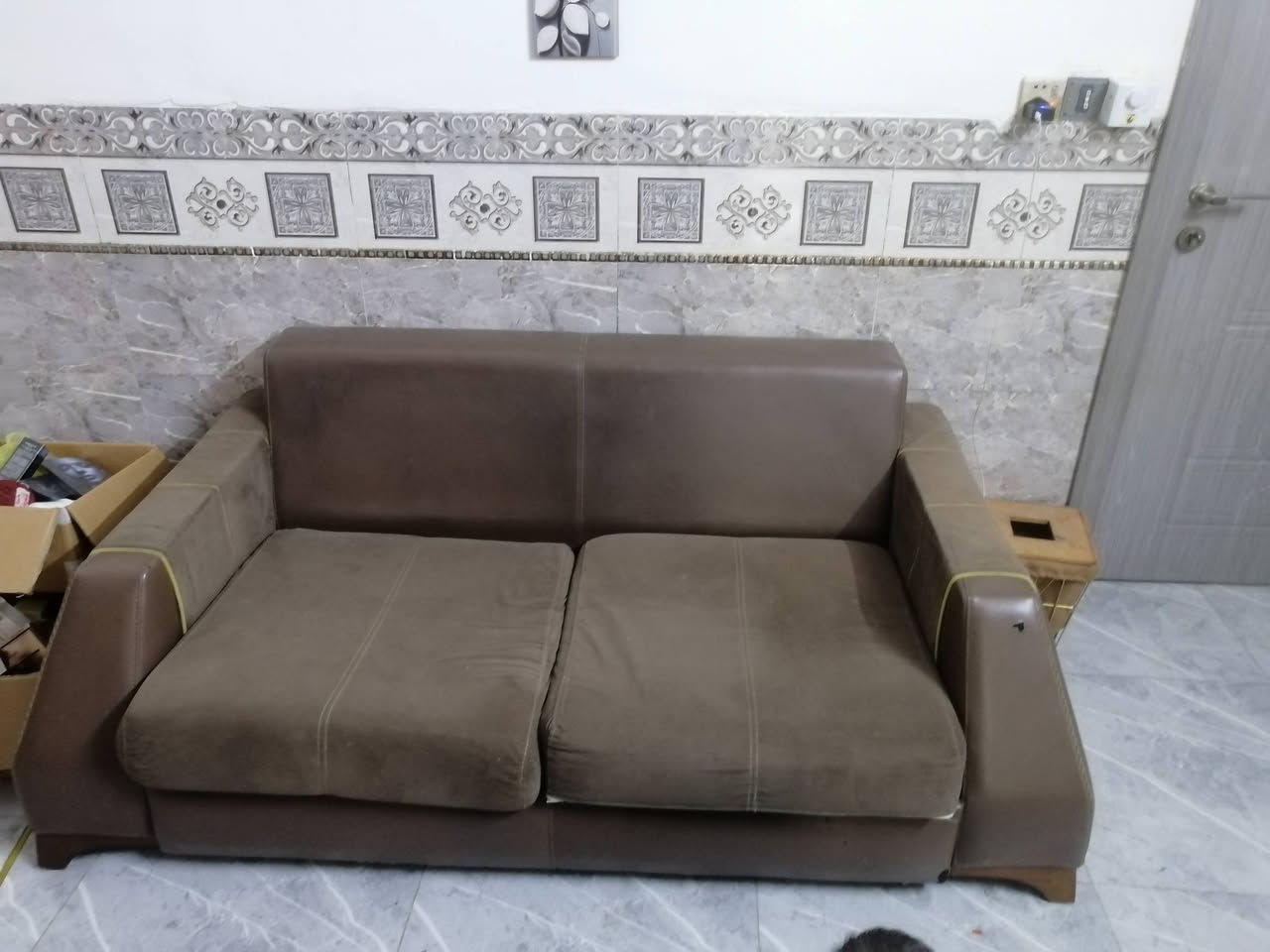 السلام عليكم غراض مستعمله للبيع غرفه نوم السعر 200 قفل ابلازمه 200 ميز ابلازمه 50 طبله ديكور 40 الف بردات معه السجه 25 الف سبلت 2 طن 250 الف لعابه 25 الف مجمده 100 الف ثلاجه 100 الف نركيله 50 الف ميز طعام 50 الف طباخ 100 الف كاونتر 200 الف قنينه 75 الف وهاذا رقمي ***********

