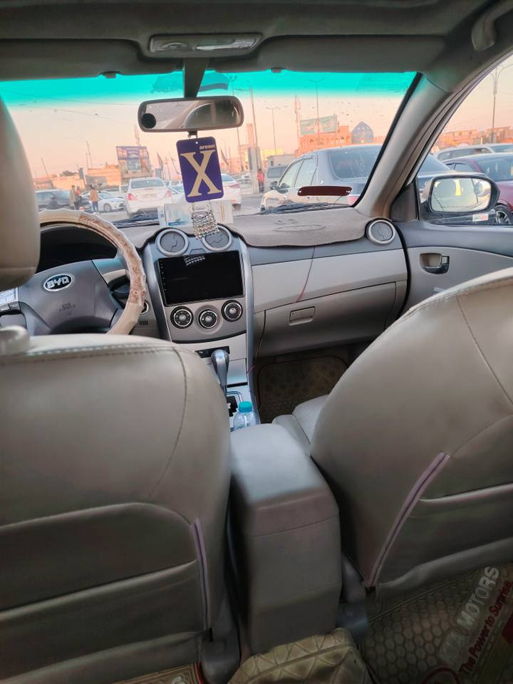 بي وايدي دي جي 3 موديل 16 سياره جاهزه كير مكينه تبريد تدفئه شاشه رقم بصره
اخصاد باقي عليها سنه وصير حره  وكاله ثاني يوم  السعر ٦٠ وبيها مجال مكان البصره *********** البصرة, العراق
