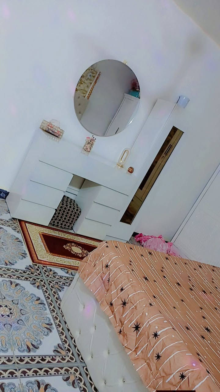 جرباية +ميز مرايا جدد نظيفات اي ظرر مابيهن 💖
جرباية تريدها وي التختة تريد وحدها عادي
بس التختة سويتها ب130خشب بلوك الاصلي مو عادية 
#رجائا فقط الشراي


**إذا كنت صاحب هذا الإعلان وتريد حذفه لأي سبب، رجاءا أرسل رسالة إلى الدعم الفني**