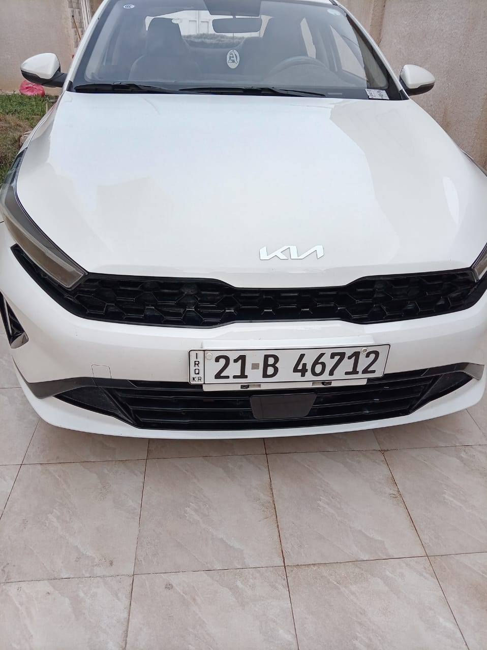 السلام عليكم
للبيع: Kia K3
📌 الموديل: 2022
📌 ماشية: 35,000 كم
📌 اللون: أبيض
📌 رقم السليمانية
📌 الموقع: ديالى – المقدادية
المواصفات:
أوتو هولد
هاند بريك دگمة
مراي شفط
ستيرن كهربائي
سلايد روف
كشنات جلد 
شاشة 
محرك 1500 تنفس طبيعي (دبل نوزل) الخ ....
ملاحظة:
يوجد شخط خفيف بأسفل الباب الخلفي جهة السائق.
💰 السعر: 138 قابل للتفاوض بالمعقول
📞 للاستفسار: ***********

