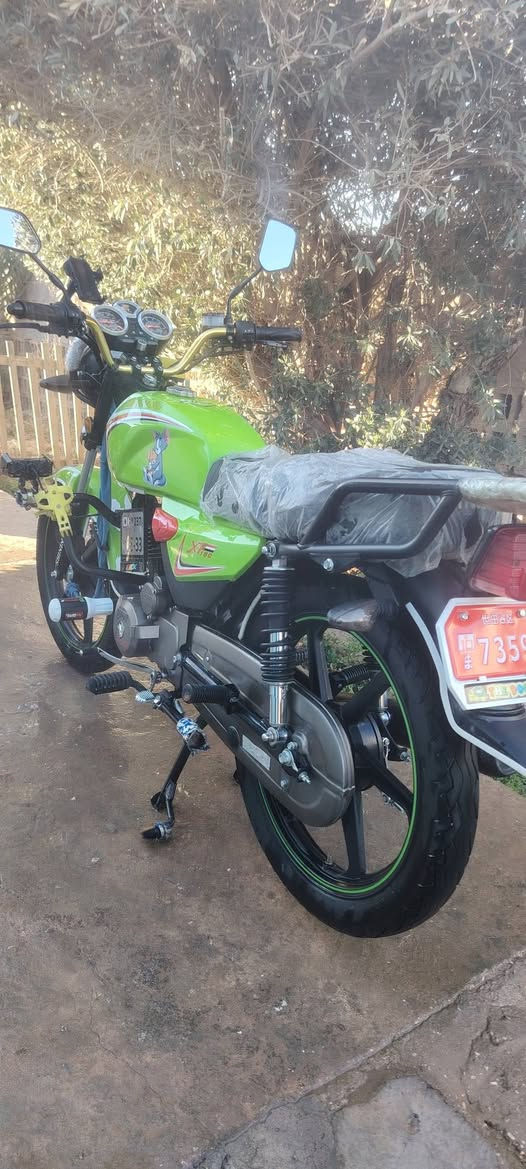 للبيع او مراوس ب سولنك 25
شنك موديل 25 بعده بلادي ماشي 3000 ماطور نضيف حيل مكاني سد حديثه تجي وشوف بعينك***********
