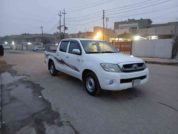 سلام عليكم عندي بيكم تويوتا هيلوكس موديل 2011سياره مكفولة كفاله سياره علا وضع الشركه مكينه مفتوحة أبد كير مكفول صدر خلفي وامامي جديد رقم بغداد سياره تخم تاير جديد تبريد سياره ماناقصها شي أبد مكان السياره بغداد السعر 157وبيها مجال انتصل عل رقم ***********
