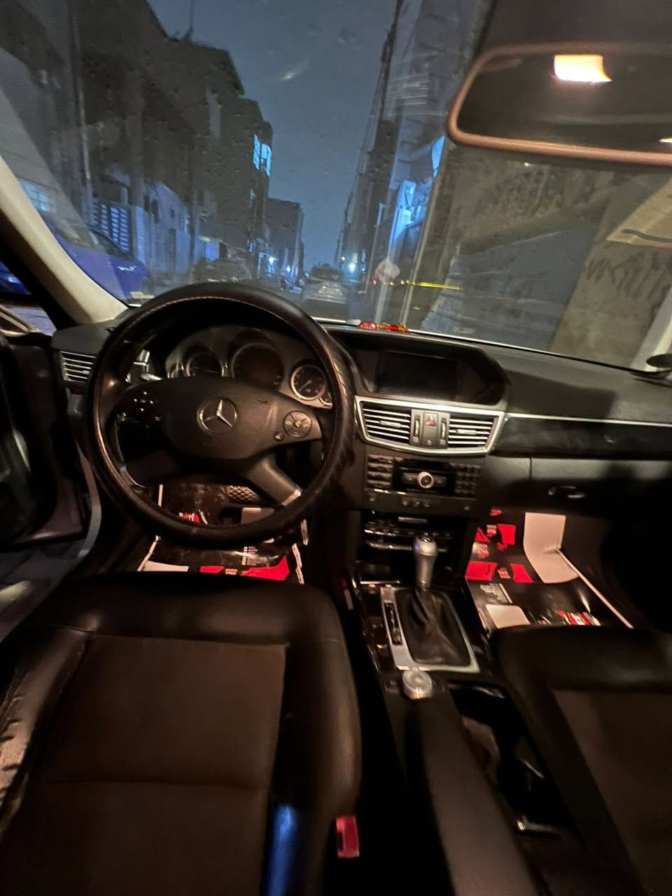 السلام عليكم ميرسيدس E200 موديل 2010 فقط قطعه وحده صبغ جاملغ خلفي الايمن فول مواصفات تو ويل مكاني بغداد حي القاهره السعر 145 وبيها مجال السياره خير من الله للأستفسار ***********
