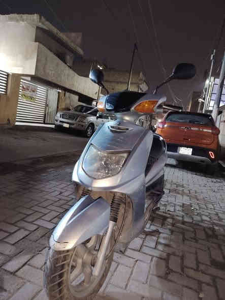 السلام عليكم
دراجه سكنس ١١٠ ياباني
دراجه كايمه ابيعه كوم حديد
السعر ٤٠٠ وبيه مجال شي بصيط
مكاني بغداد الحريه ***********
