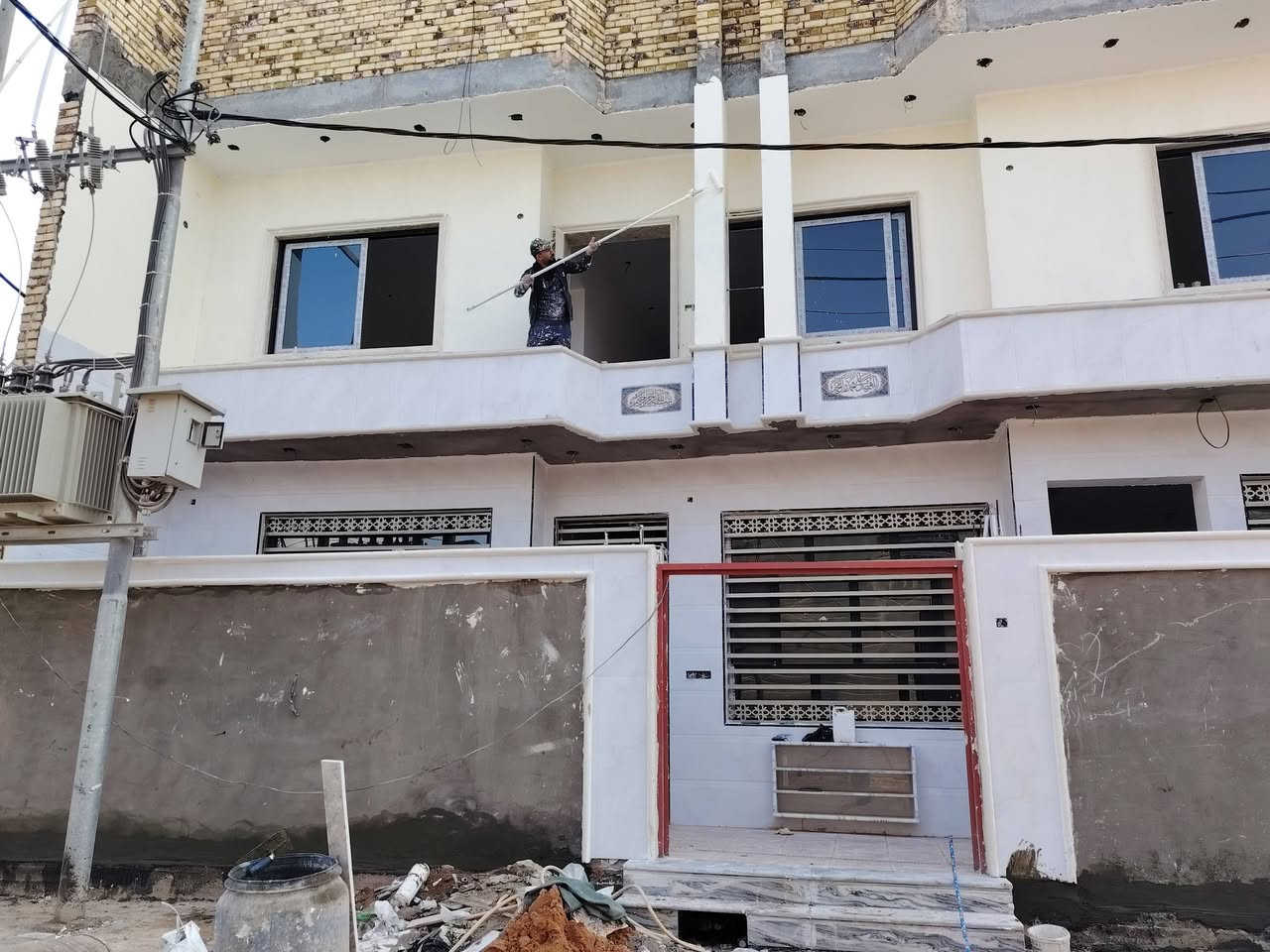 مرحبا حمودي الصباغ الكافه انواع الاصباغ وأنواع الديكورات رقم *********** بنسب الأسعار مستعد رمم بيتك بنسب الأسعار
