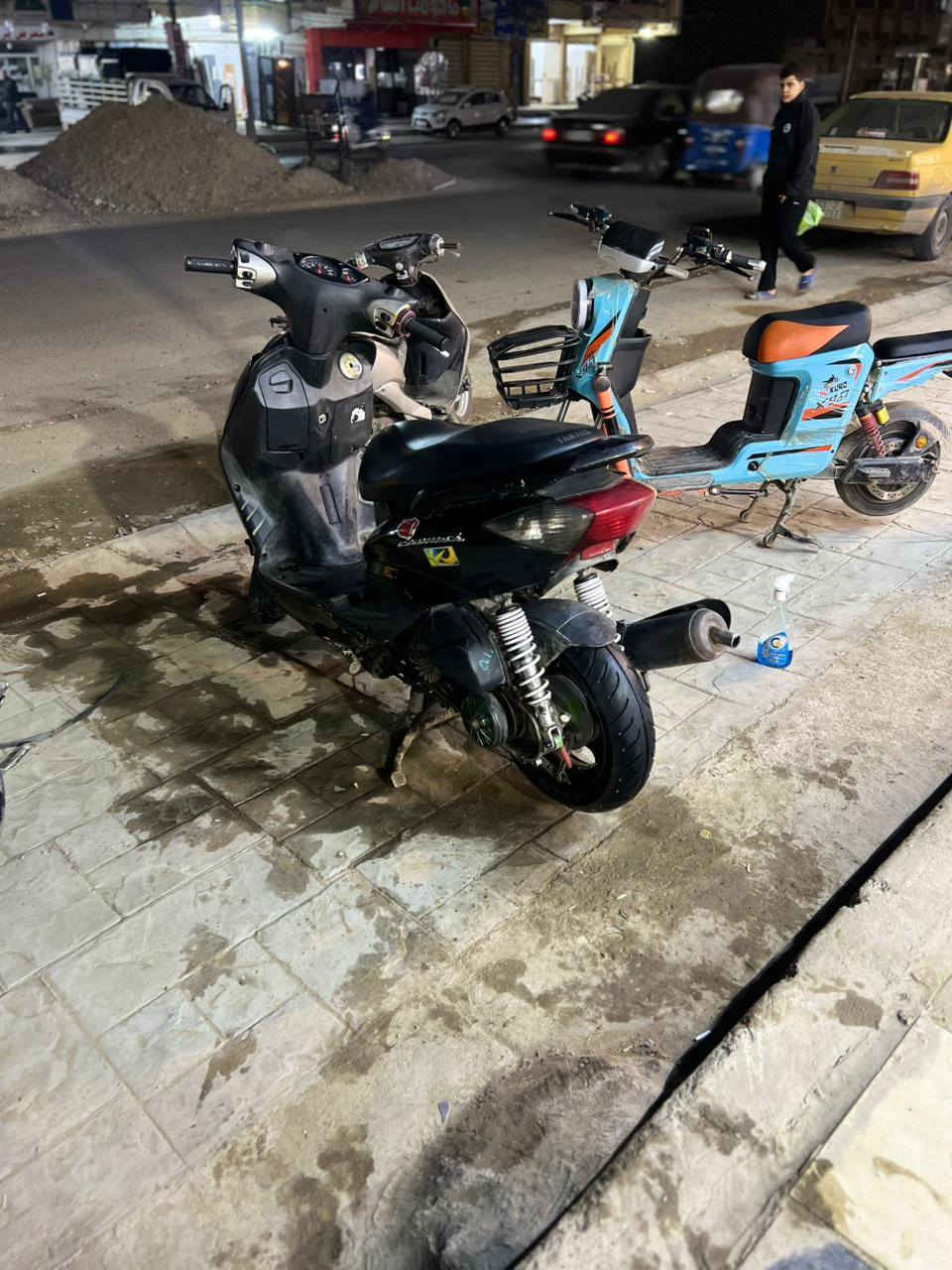 سلام عليكم سكنس نثيه 140للبيع دراجه رياضي متعوب عليه نضافه فول سعر 900وبيه مجال عنون بغداد شعب رقم الهاتف ***********
