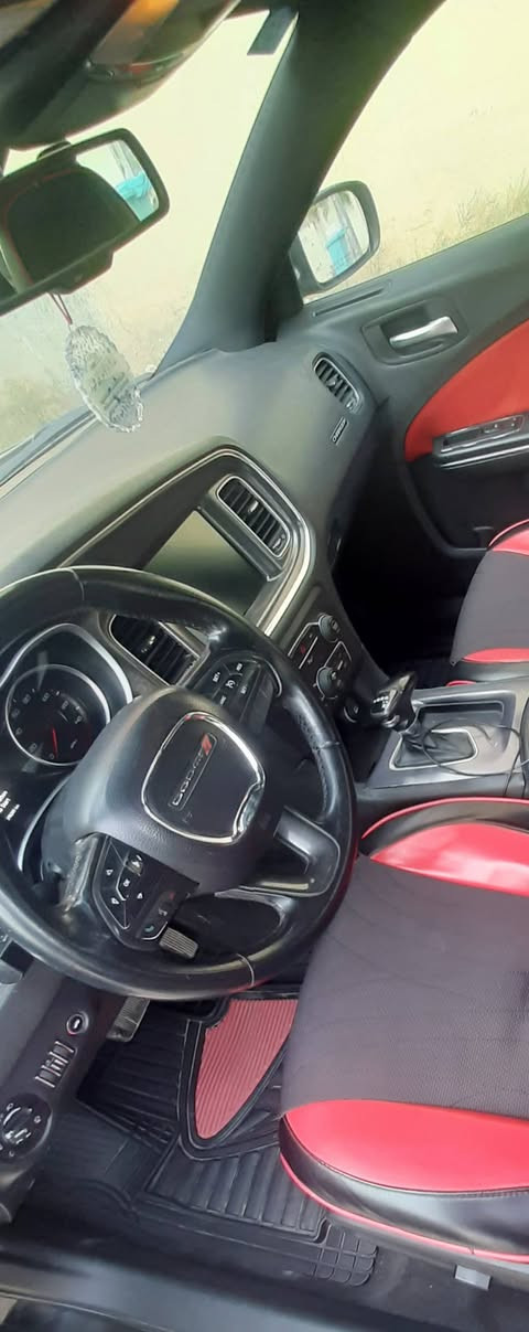 السلام عليكم
دوج جارجر ١٥ 
السيارة فئة SXT 
6سلندر 
سيارة كلين رقم بغداد  باسمي 
العنوان بابل الحلة مركز المدينة 
للاستفسار *********** 
واتساب
