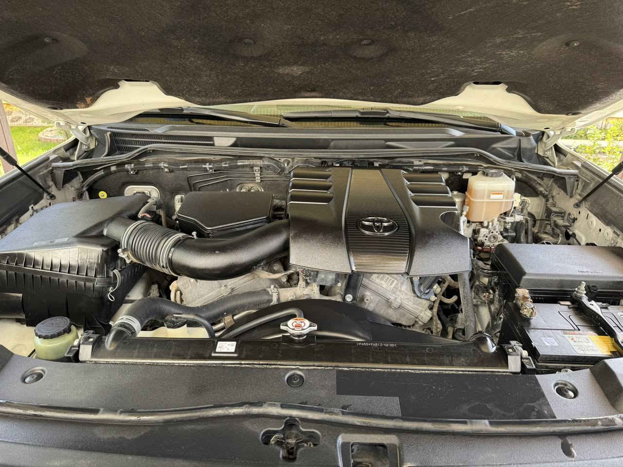 السلام عليكم
للبيع لاندكروز موديل 2019 ساز اصل  مكفول كفاله عامه  من صبغ وتبديل والفتح السياره جديدة بمعنى كلمة اللون ابيض صدفي رقم اربيل بسمي تريد تحويل تريد وكاله
محرك 4000
V6
فول موصفات 1/1
بصمه تشغيل 
5 بصمه أبواب لمس 
تشغيل عن بعد 
فتحه سلايت
كشنات ثنين كهرباء 
كشنات جلد 
8ايرباك 
زراكات 
مري شفط 
شاشات خلفيه
مطفايه حريق 
جنطه شفط 
عداد لكزز 
ثلاث قطع تبريد 
حساس امامي 
حساس خلفي  
وباقي موصفات الساز  معروفه 
ماشيه 67 ألف حقيقي 
سعر السياره 50500 يعني 5شدات 5  ورقه 
الاستفسار اتصل على الرقم

‭***********

مكان بابل
اني مكلف بالنشر
