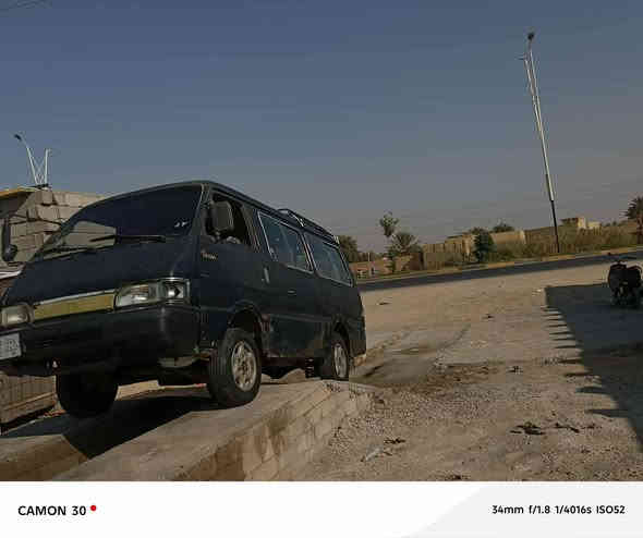 السلام عليكم كيه بسته رقم الماني سياره جاهزه مكينه بيه 3000كير اكسن حداديه طخم تايرات كهريات كله شغاله مكاني ناصريه ***********
