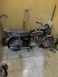 ايراني للبيع كفوله اوراق سكنر ٧ اوراق مديل ٢٥ السعر 850 الرقم 07704723...