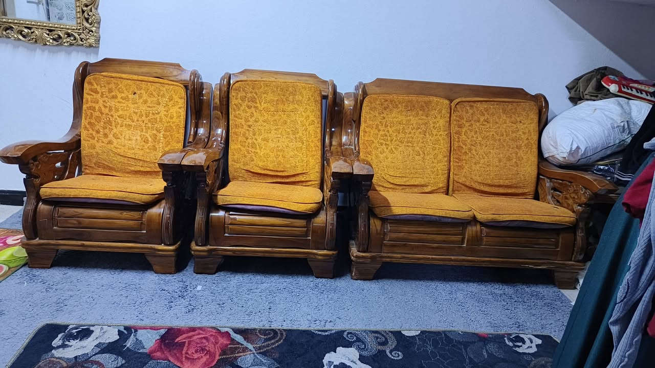 تخم صاج سعر 400 الف مكاني بعقوبة *********** قرب مدرسة الامين
