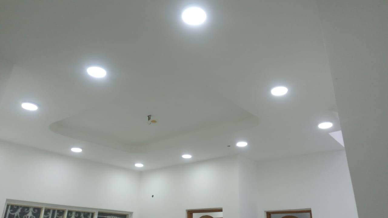 خلفة بناء ناخذ مواد وعمل او بس عمل ترميم تفليش البخ وابياظ تطبيك جداري ارظيات شغل نظيف درجة أولى ناخذ اشراف اي استفسار اتصل على هذا الرقم ***********
