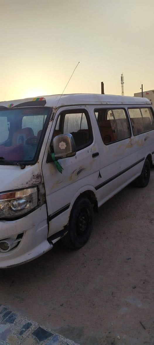 سلام عليكم فتون 2014 موصليه مكينه ونجي 4كير اوت السياره ما ناقصه شي تجي شوفه بعينك مكان السياره بصره قضاه شط العرب بل صالحيه السعر 25 وبي مجال ***********
