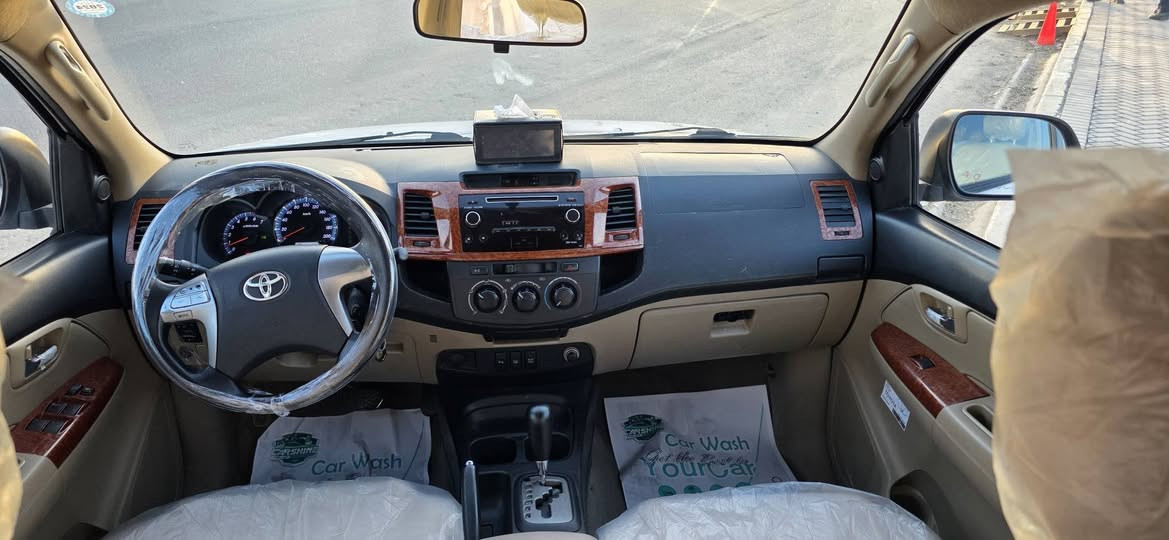 تویوتا فورچنر 
مدیل:٢٠١٤
٤طايرات جديد
٤سلندر
بطارية جديد
تخم كشن جديد
تبريد/تدفئة مضبوط
مرايات شفط
دشبول صاج
دواخل اصفر
٧راكب
كير عادي+اوتو
سيرفس عام جديد
بوليش عام جديد
سيارة كل علبلاد
شرط محرك+ كير+اكسل
ربع بنيد صبغ
شبر جملغ سكن
مكانين بارد
بدون دواخل!!!
بطاقة بنزين موجود
مكاني كركوك
مراوس حسب قناعة
سعر ٢٠٨و مجال
***********
*********** كركوك, العراق
