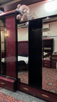 غرفة مستعملة  اخت الجديدة للبيع السعر  مليونين ونص  السعر قفل  الاتصال...