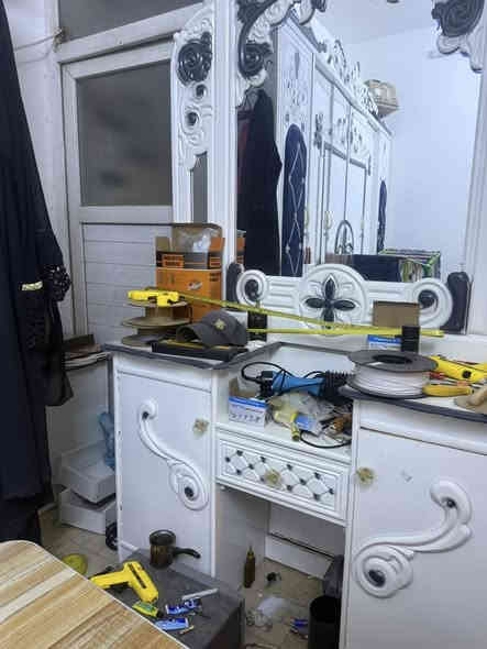 غرفه نوم عراقيه جديده ممستخدمة ب٧٥٠وبيها مجال اشتريتها لغرفه الخطار ومحد مستخدمها امانه 
***********
