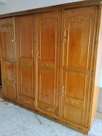 كنتور اربع بيبان صاج مقطع كل باب وحده نظيف نفس ما واضح سعره ٢٢٥ مكان ا...