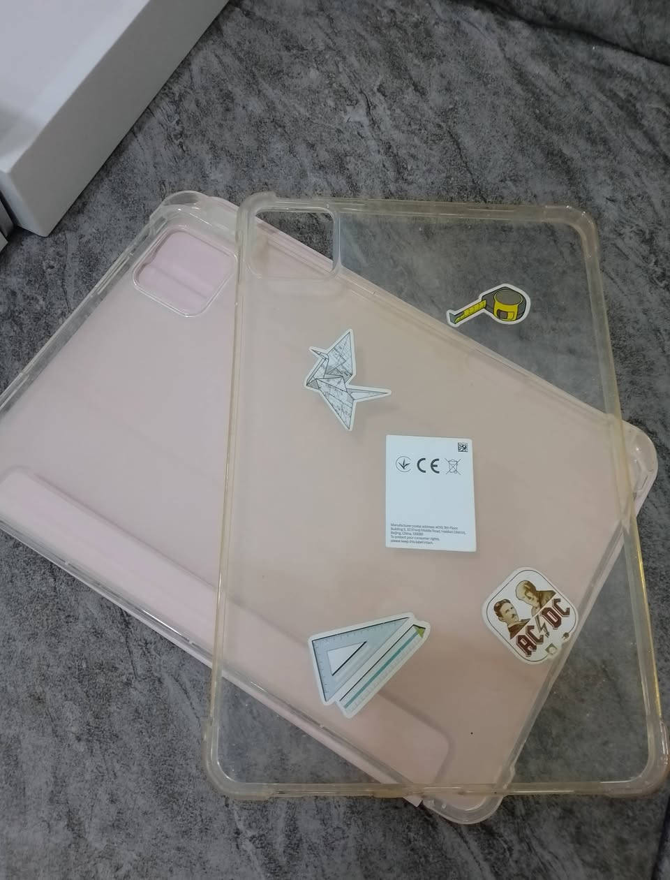 للبيع شاومي باد 6
شاومي باد 6
المواصفات
الحالة: مستعمل بحالة ممتازة قبل 5 اشهر اشتريته استخدام طالب قليل استخدمه
المساحة التخزينية: 256
المعالج: سناب دراغون 870
رام: 8+8= 16
الشاشة: 11 بوصة، IPS LCD ، 144 هرتز
البطارية: 8840 مللي امبير ، شحن سريع 33 واط
نظام التشغيل: اندرويد 14 هايبر OS 
مع ملحقاته واثنين كفرات تاخذه وياه
اللون: ابيض
ملاحظات: بيه curve بالشاصي ما مأثر ابد لا مبدل بطارية ولا شاشة ولا اي شيء وتكدر تجي وتچيكه وبيك خير وتدلل
السعر 300 وبيه مجال 
مكاني تكريت 
للتواصل خاص
وشكرًا


**إذا كنت صاحب هذا الإعلان وتريد حذفه لأي سبب، رجاءا أرسل رسالة إلى الدعم الفني**