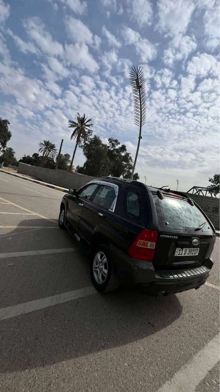 السلام عليكم سبورتج ٢٠٠٦مكينه v6٢٧٠٠ سياره حلوه وجاهزه مكينه كير صدر جدد بيهه مكانات صبغ ابيع عام بدون اي دواخل ولا شاصي ولا لغد هزة وسنويه ورقم جدد مكانهه بعقوبه سعرهه رقمي ٧٧,٧٥٥٤٣٦٦٨ بعقوبة, ديالى


**إذا كنت صاحب هذا الإعلان وتريد حذفه لأي سبب، رجاءا أرسل رسالة إلى الدعم الفني**