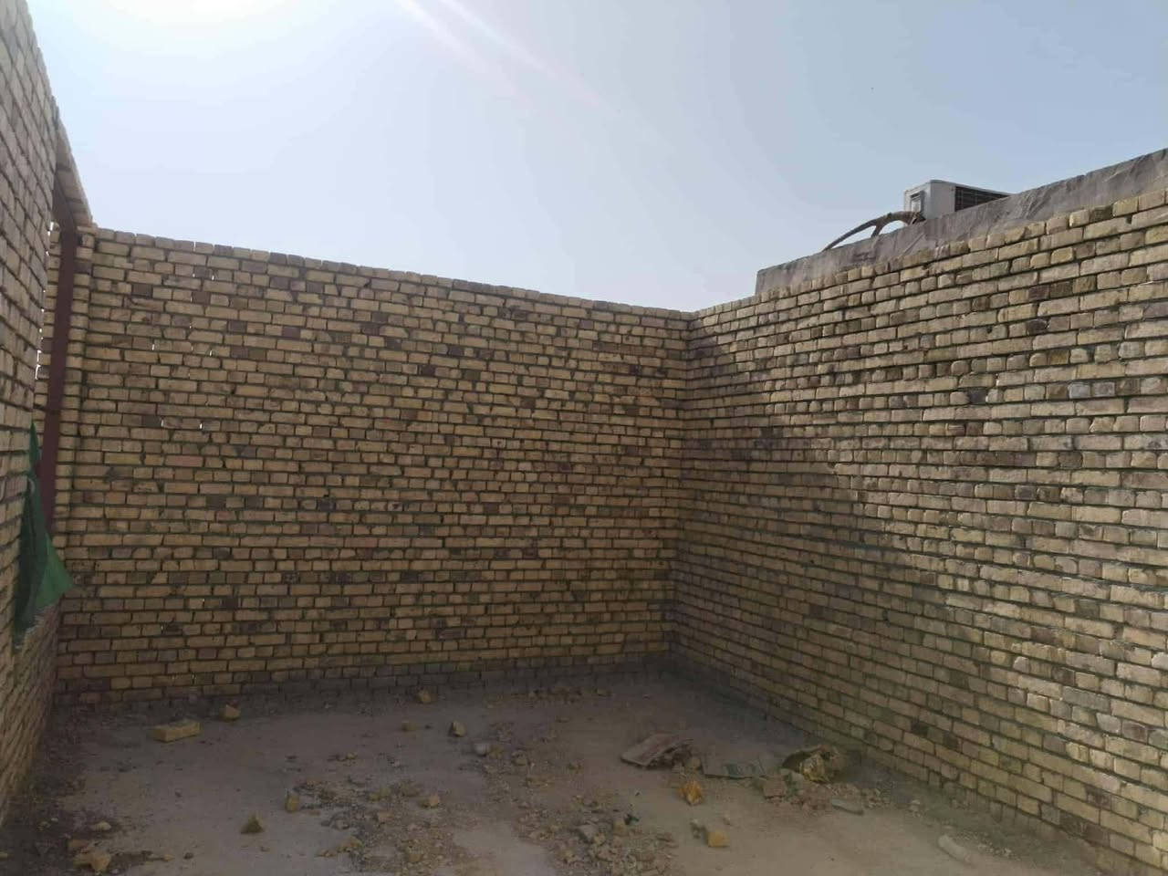 بيت هيكل طابوق للبيع المساحه ٤٦٠ متر كاع سيد مصطفى طريق الدجيلي السعر ٥٥ مليون وبيه مجال مكلف بالنشر للإتصال على الرقم ***********
