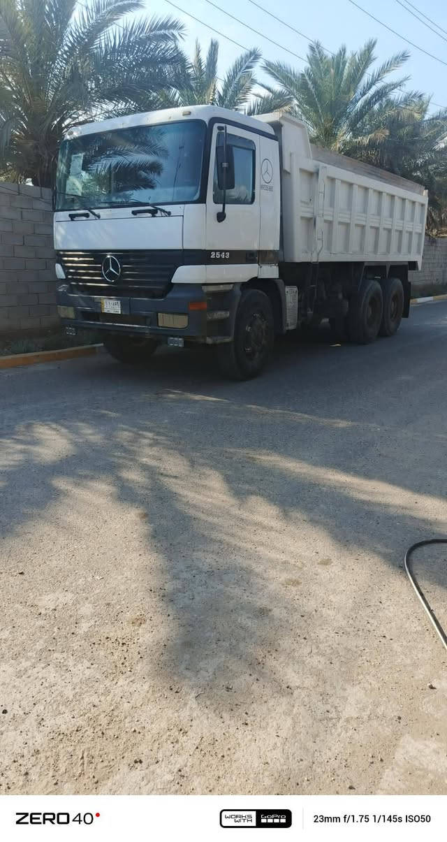 اللبيع.   ***********
