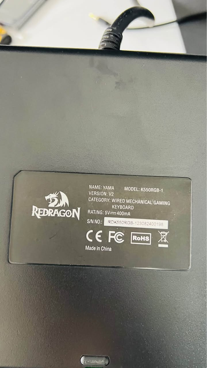 للبيع كيبورد + ماوس سعر 🫡..

🔹 الكيبورد:

* Redragon YAMA K550RGB-1 V2
* ميكانيكي (Mechanical)
* إضاءة RGB
* سلكي
* بحالة ممتازة وجميع الأزرار شغالة 100%

🔹 الماوس:

* Redragon COBRA M711C
* RGB
* سلكي
* أزرار إضافية قابلة للبرمجة
* DPI قابل للتغيير
* بحالة ممتازة

📍الحالة: نظيفات وشغالين بدون أي مشاكل.
💰السعر: (30الف) ماوس + كيبورد 
📩 للاستفسار أو الشراء راسلني خاص 
*********** Singapore
