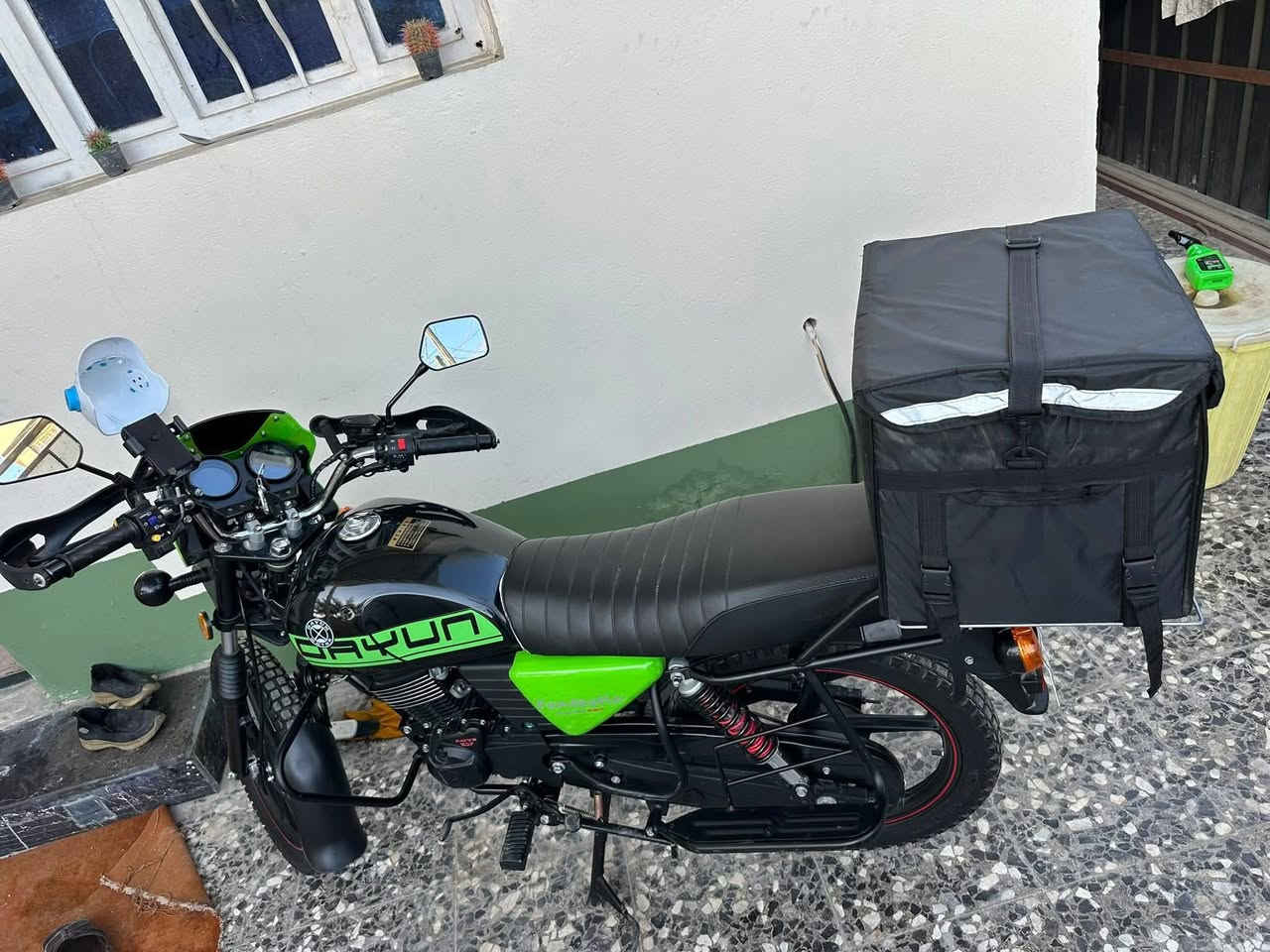 دايون رقم وسنويل اربيل
بعدها على سحك ماشيه اقل الفين
مكاني بغداد
***********
***********
