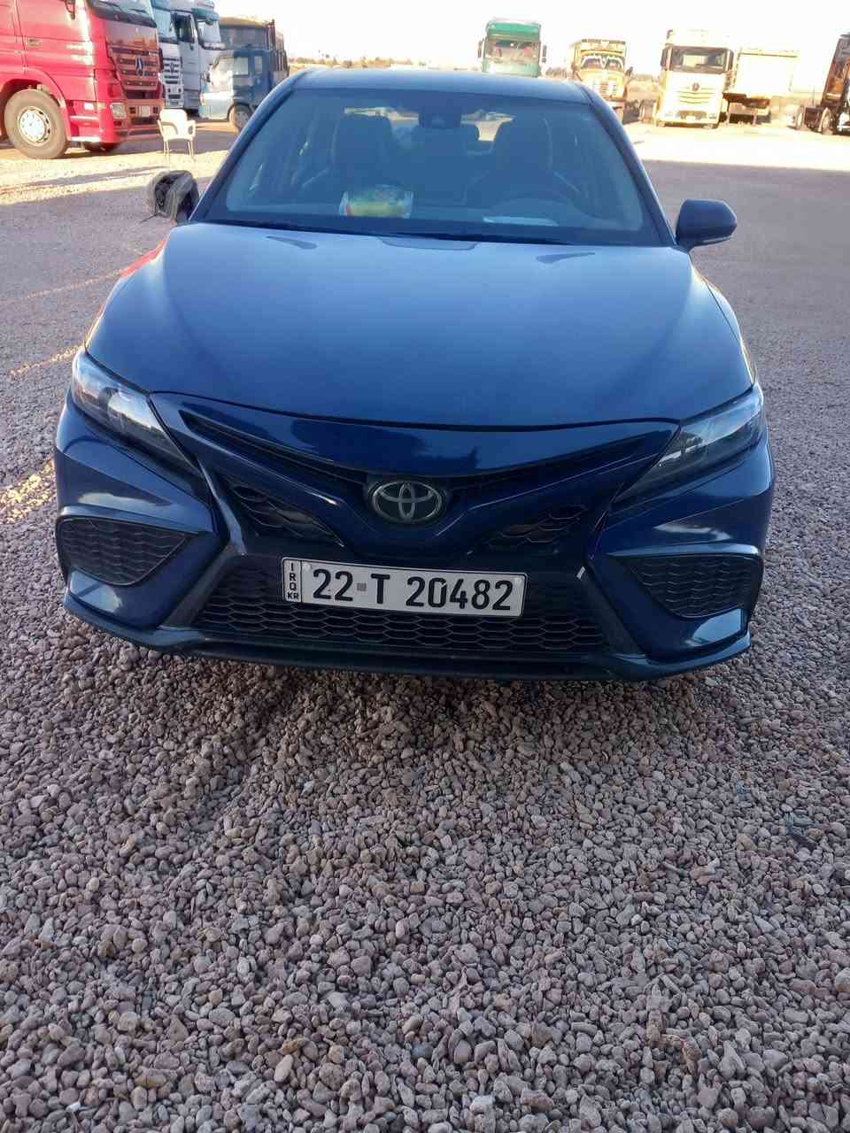 السلام عليكم اخوان كامري موديل 23 رقم اربيل وارد امريكي ضرر جاملغ الامامي  سعرها 220 مكان السياره رمادي هاتف  ***********
