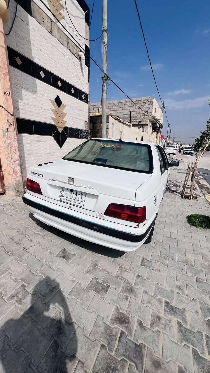 سلام عليكم بيجو بارص مديل 20 كفاله كير مكينه تدفئه تبريد  الساره نضيفه استخدام شخصي ما متعوبه بيها فقد الجاملق الكدام امبل  فقط 
مكان البصره ***********
