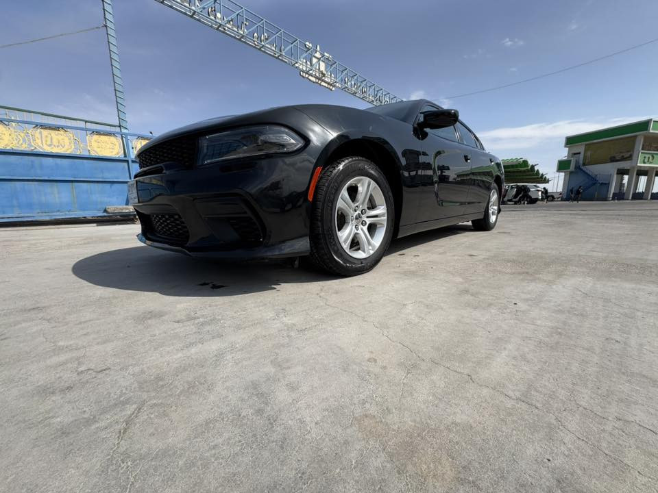 السلام عليكم جارجر 2023اصل
السياره فحص مؤقت بدون رقم

محرك 6سلندر مواصفات sxt تحدثت بنيد ودعاميات srt

حداديه ١٠٠/١٠٠

لايت اصلي مال 2023 ابو العدسه والباركود

شاشه حجم  كبير وكشن كهرباء وبقيه المواصفات معروفه

السياره داخله غرق بدون نسبه  وهنا بلعراق  بيها بنيد محدث وراس الشاصي بيه خصره كلش بسيطه  (فقط راس الشاصي) 

ملاحظه صور ضربتها بلعراق عندي 

وصلحتها  يم المندولاوي 

السياره كلش جديده وجاهزه  من كلشي 

السعر 220

مكاني البصرة

***********
