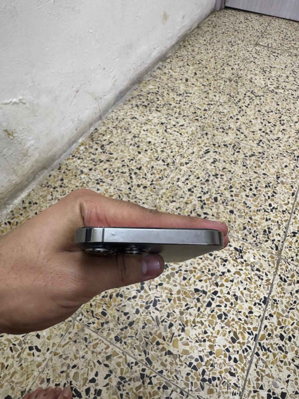 ايفون 13برو ماكس ذاكرة 256 بطارية 90 للبيع سعر 700وبي مجال العنوان بغداد الدوره
***********
