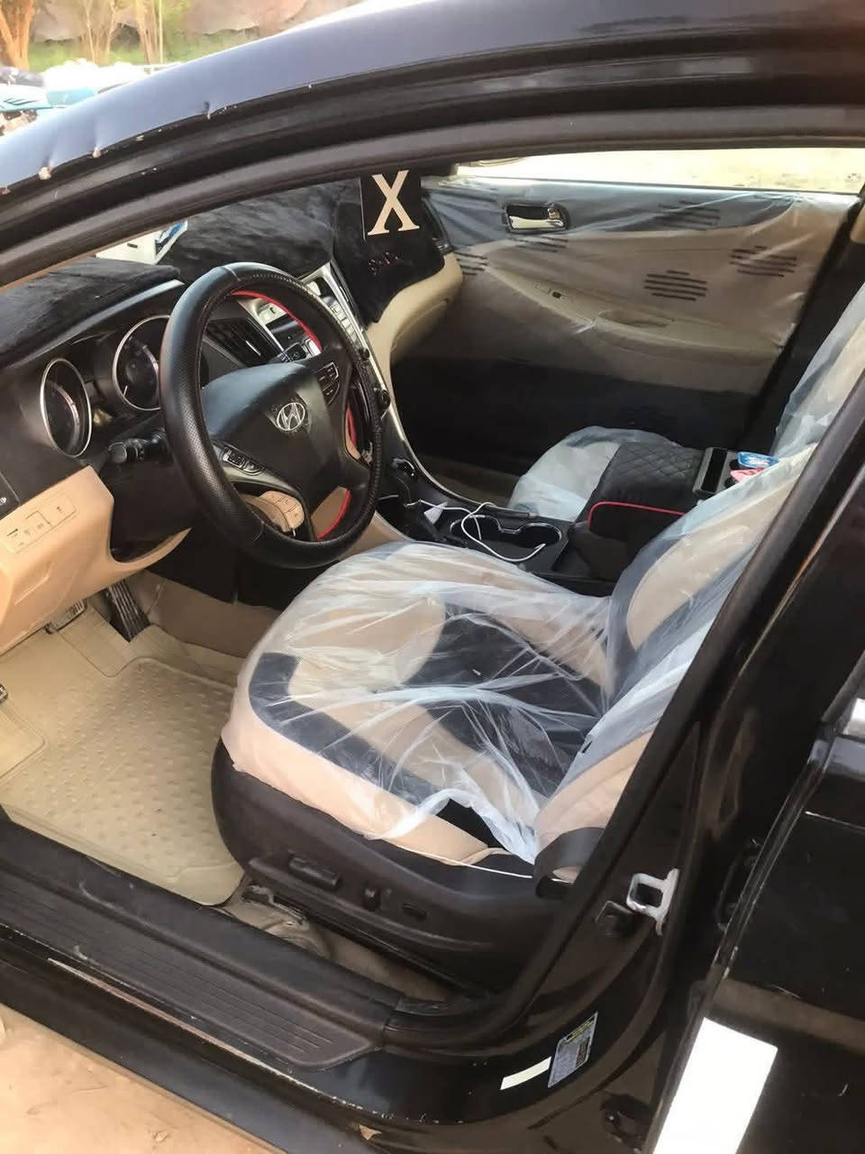 سوناتا أمريكي للبيع
موديل ١٢ 

رقم بابل تحويل ثاني يوم 

مكينه كير مكفولات كفاله 

مكينه 2400 GDi

بيها تبديل جاملغ وبنيد فقط
سياره جديده مال جناي

مكان السياره بابل القاسم ع 

والسعر 100 $ 

***********
