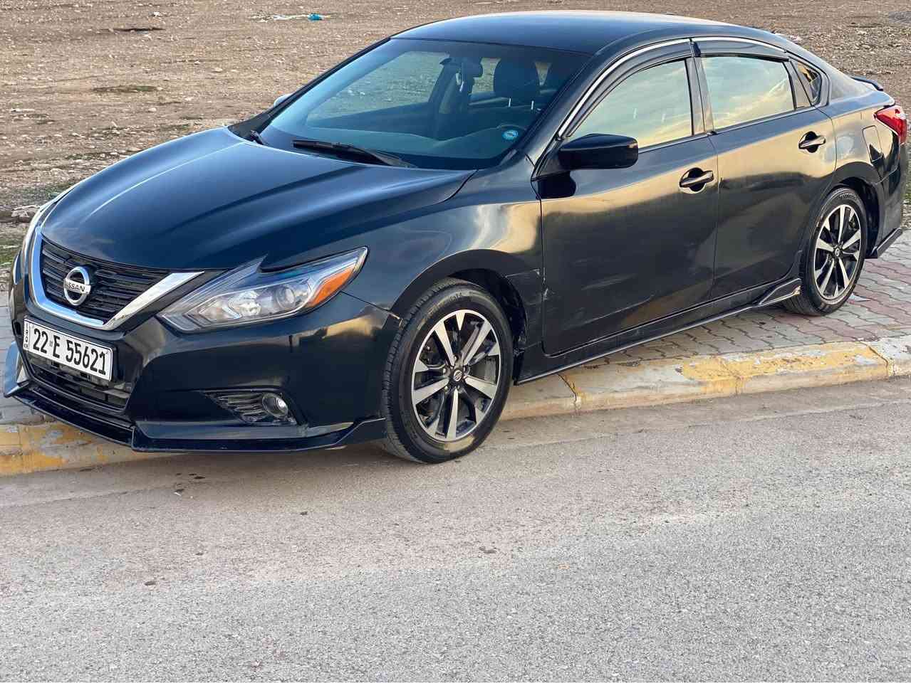 نيسان ئالتيما ٢٠١٧مواسه فات sv سه ياره كه حيزام سبوغه جه مپى پشتى هه يه  جاملغى لاى سايه قى ليدانى هه يه  هه نده ك ناو ده ركه ى گرتيه  سه نه وى به سه ر جوه ٥ وه رقه غه رامه ى له سه ره  به ناو كردن و گيرو مه كينه به شه رته  سه حرى ٩٩ مه جال ره قه م ته له فؤن *********** أربيل, العراق
