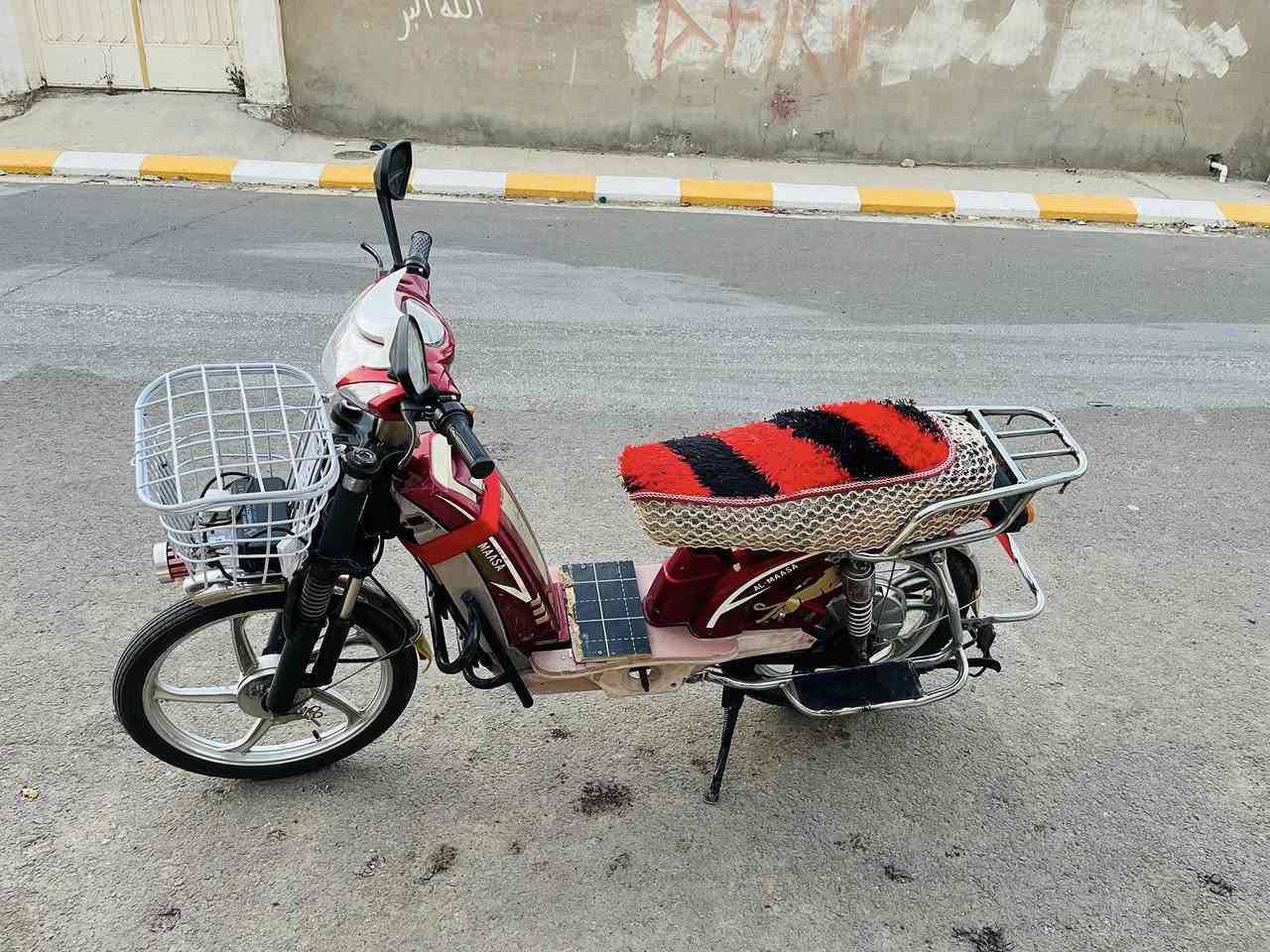 سلام عليكم دراجه شحن فول كامله من كلشي كلشي شغال بيه مناقصه كلشي بطاريات فول للبيع السعر ٣٢٥ وبيه مجال ***********اتصال +واتساب
