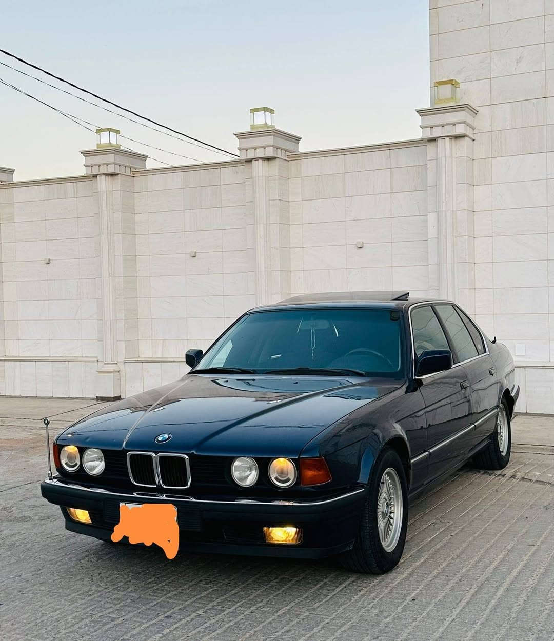 للبيع موديل 1991 سيارة نضيفة و جاهزة
كير مكينه تبريد شرط تخم تاير.. رقم بغداد انكليزي باسمي. مداور ثاني يوم 
ضررها فقط باب الصدر بي بارد فقط
السعر 60 وبيه مجال للشراي..
مكان السماوة اعتذر عن الأقساط


**إذا كنت صاحب هذا الإعلان وتريد حذفه لأي سبب، رجاءا أرسل رسالة إلى الدعم الفني**