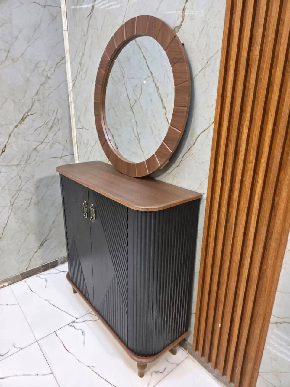 جزامة او مدخل مراية

قياس

٨٥ سم عرض 
٩٠ سم ارتفاع 
عمق ٣٥ سم

ايراني 

السعر 125 الف

🦋بدون نسب انتو ضيفو نسبتكم 🦋

توصيل داخل بغداد  5 اطراف 10 
جميع  المحافظات 25 الف 🚚🚛


**إذا كنت صاحب هذا الإعلان وتريد حذفه لأي سبب، رجاءا أرسل رسالة إلى الدعم الفني**