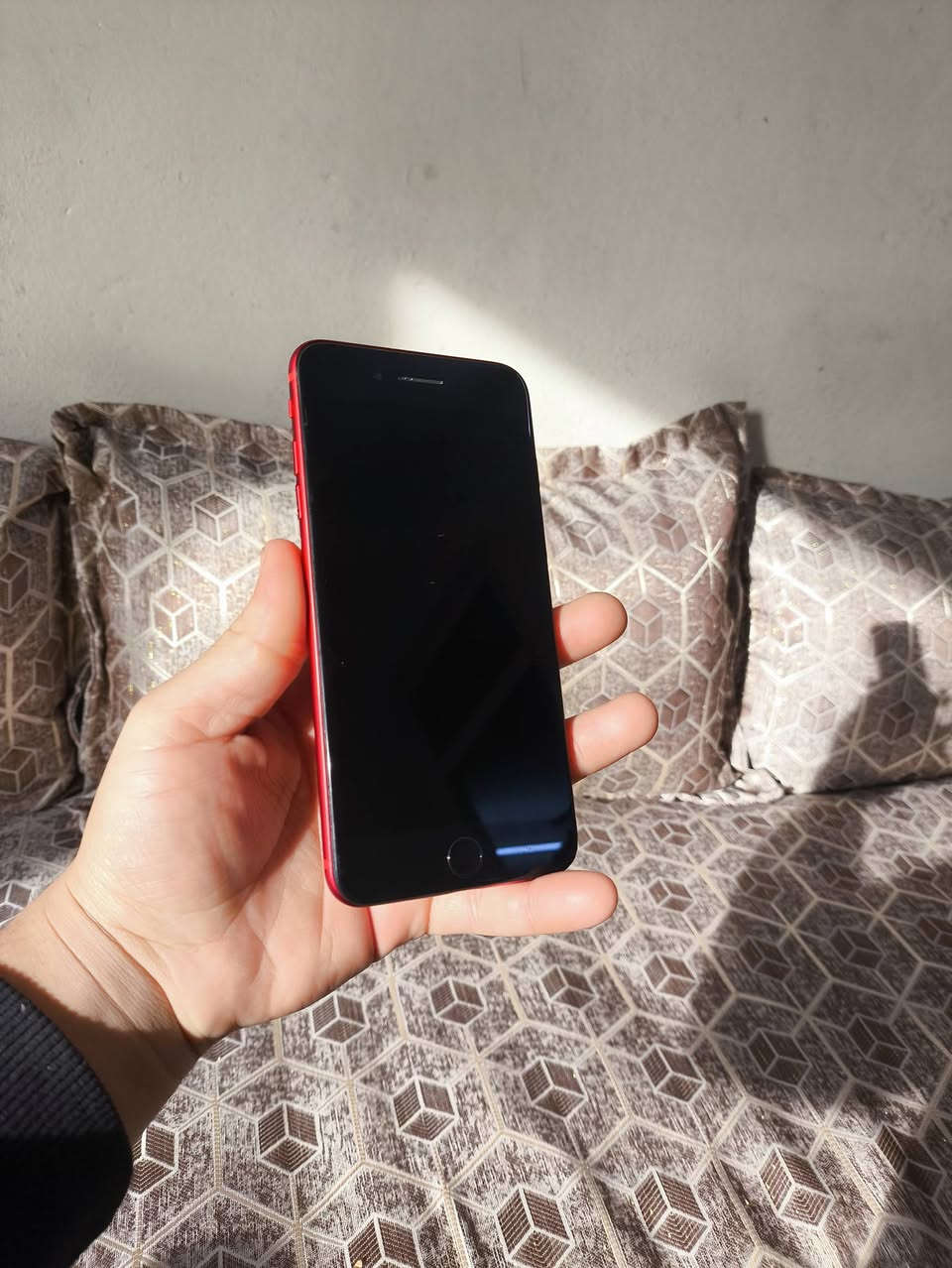 📱 ايفون 8 بلس – لون أحمر مميز ❤️

🔹 الذاكرة: 64GB
🔹 البطارية: 100% (مستبدل أصلي)
🔹 الجهاز شغال بالكامل وما بيه أي خلل

المواصفات:
✔️ بصمة شغالة
✔️ كاميرات فول وتصوير حلو
✔️ سماعات شغالة
✔️ سيم كرت شغال
✔️ هزازات شغالة
✔️ كلشي بالجهاز تمام ✅
ملاحظة:
🔸 مستبدل شاشة (ما مقروءة مستبدل)

💰 السعر: 110 ألف فقط
📍 الموقع: موصل – الأيسر
📞 خاص أو اتصال مباشر: ***********
