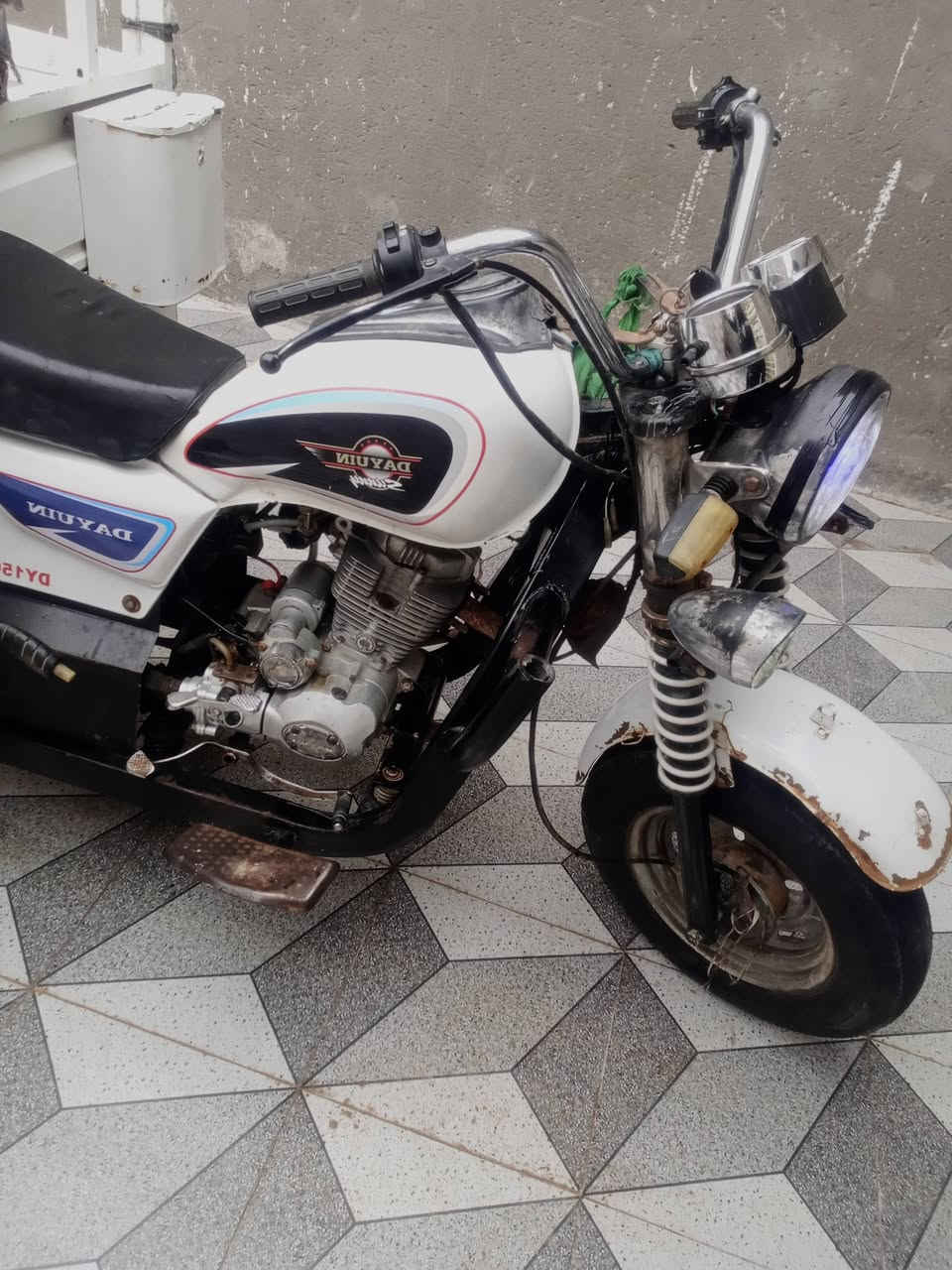 يا الله سلام عليكم ستوته للبيع وراق صولي كهربائيات شغاله محرك فقط تجفيت مكان الرفاعي ***********
