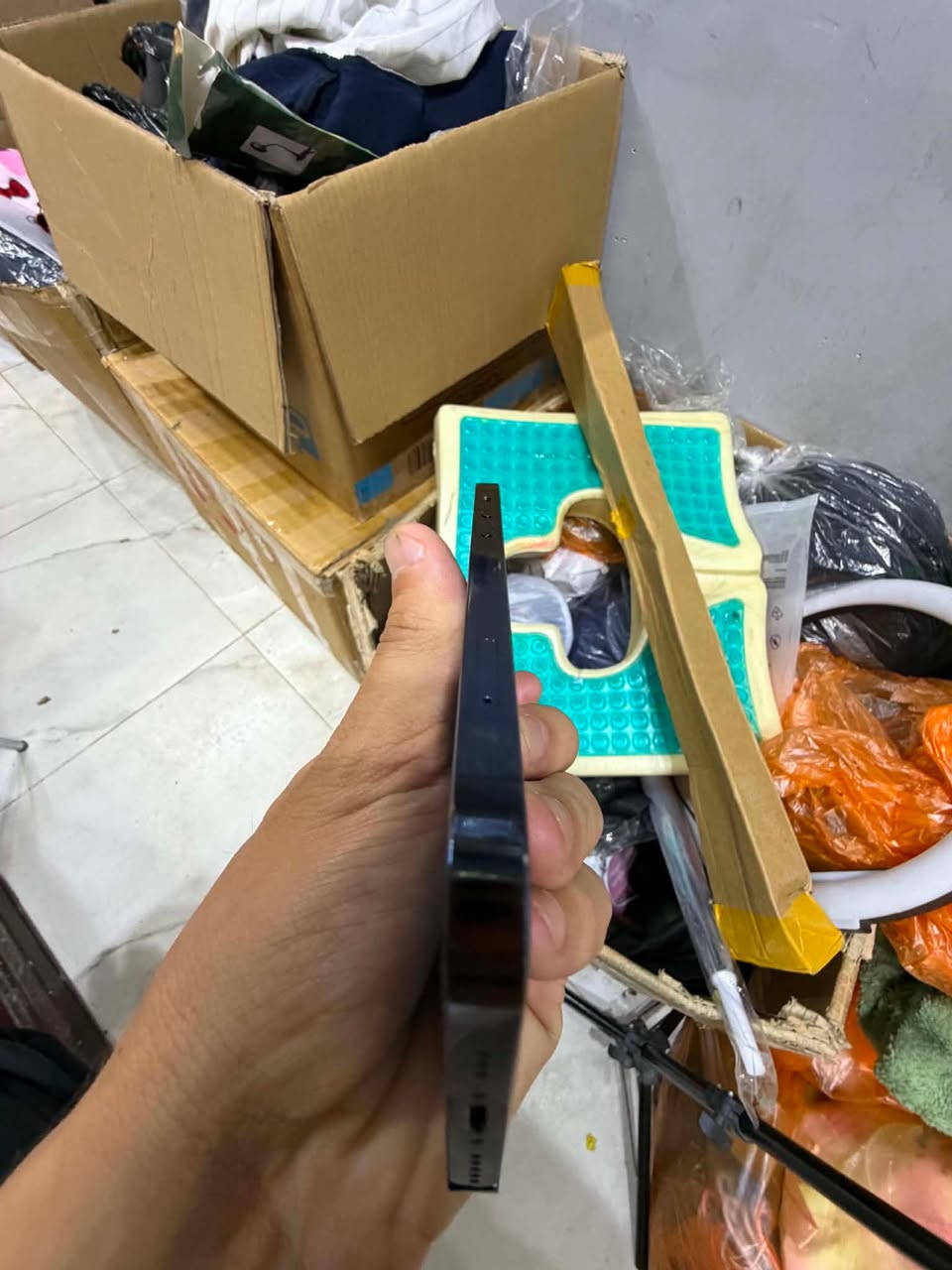 ايفون 12 برو  لون نيلي مكفول بي نقطه ما مبينه ابد 256 باقي الجهاز مكفول كامل فيس ايدي شغال اتصال نت كامره كلشي شغال وع فحص سعر الجهاز 275 وبي مجال بسيط 

ايفون 11 برو ماكس لون احمر مبدل فقط شاشه وبطاريه اصليات وع فحص باقي الجهاز مكفول فيس ايدي شغال اتصال نت كامره كلشي شغال سعر الجهاز 170 وبي مجال بسيط العنوان بغداد المنصور رقم بي واتساب *********** وموجود ع خاص
