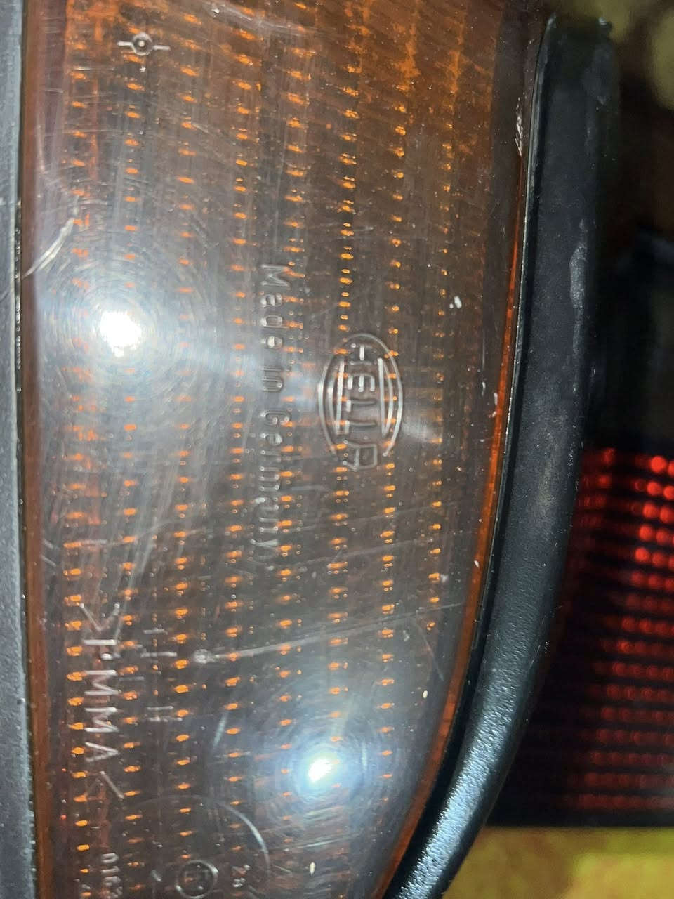 بك لايت كولف دخاني ماركه hella
الماني اصلي  
نضيفات سعر 45 الف 
مكاني بغداد تقاطع النهروان ***********
