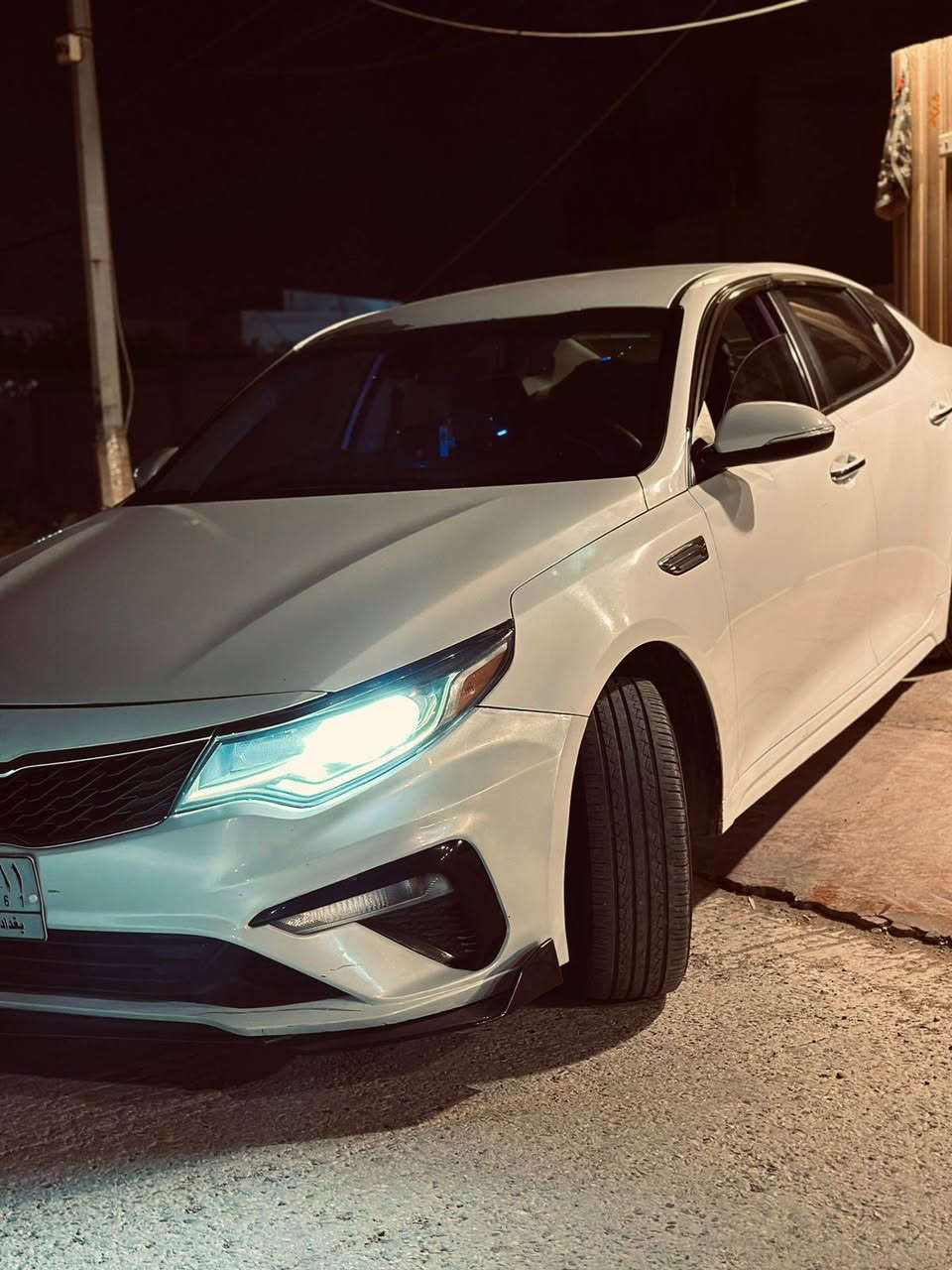 Kia Optima 2019
فئة (Fe)
الموصفات
كامره  خلفيه .
حساسات خليفه .
حساسات  جانبيه .
مانع  تصادم  .
تثبيت مسار .
رادار امامي .
تحكم بل مري .
شاشه كبيره كار بلي .
اشاير بل مري .
لايت Led  
داخل Led
 موصفات الfe  معروفيه .
*ضرر السياره فقط جاملغ الأيمن بارد والبنيد كشر الصبغ مالته أني صابغه بدون أي ضرر . للستفسار الأتصال تحياتي للجميع وأسف على الاطاله . 
السعر  140ورقه بيه مجال 
مكاني بغداد 
*********** بي WhatsApp
مكلف بالنشر...
