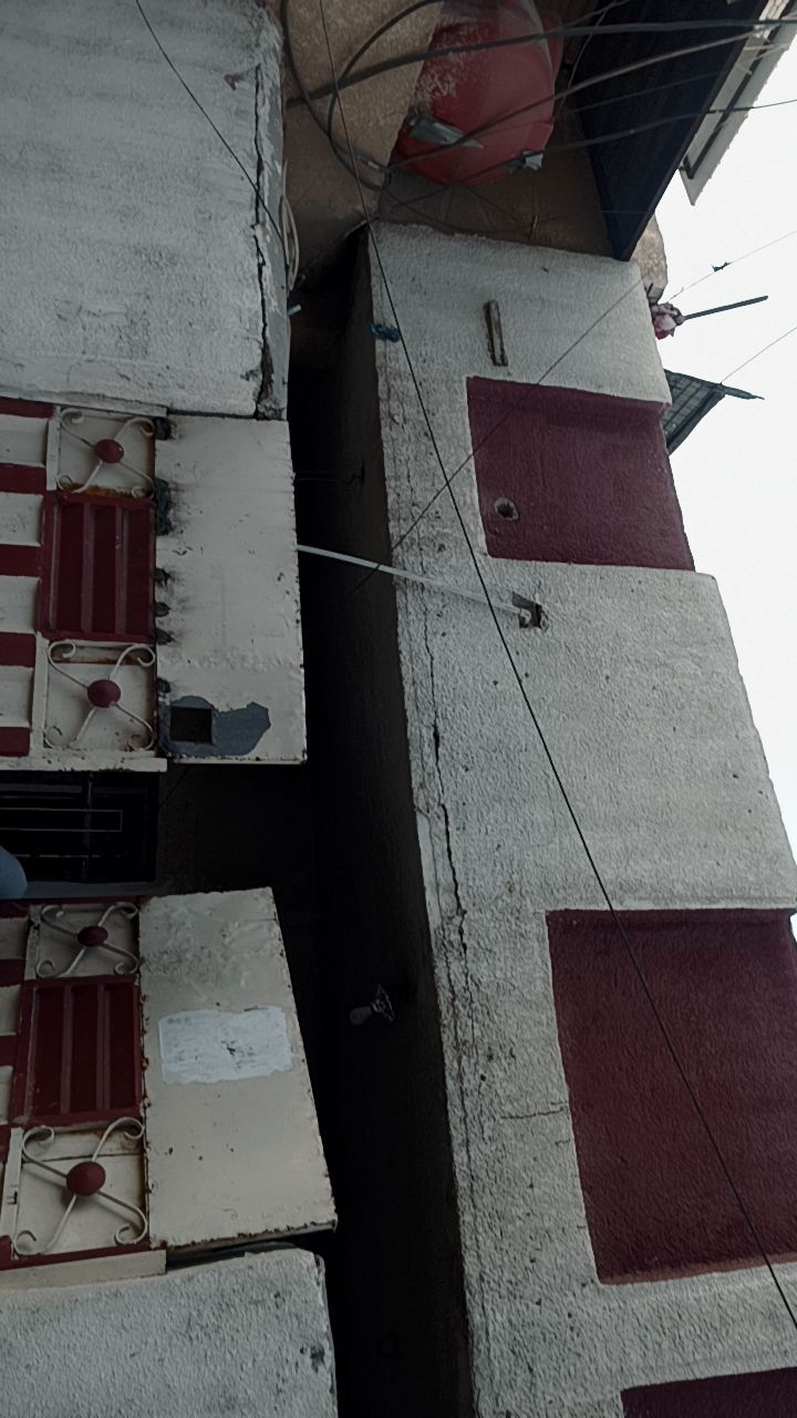 دار البيع طابو مكان دار في باب شيخ   مساحه 120 البيت مرتب الاستفسار أكثر ع رقم ***********
