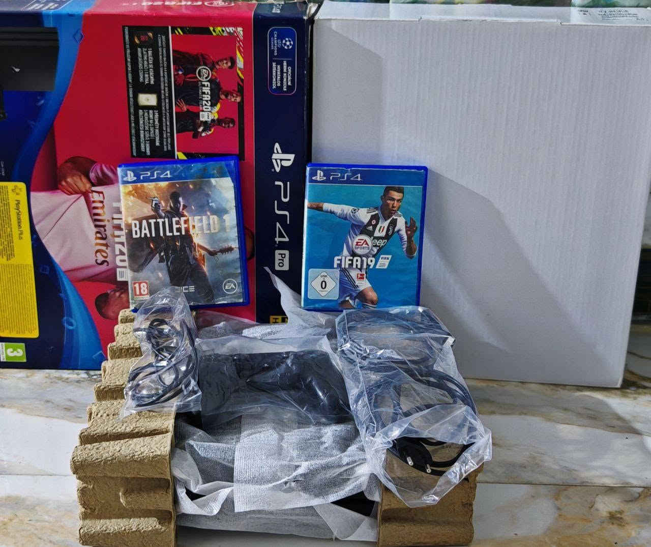 بلي فور برو واحد تيرا 1000 گيگا اونلاين  للبيع
الجهاز ما مصلح لوك ستيكر  ونظافته  100/100  والصور تسلوف عن نظافته وما بي اي خلل لا حماوة ولا يصعد فان والجهاز مو باله مثل الي موجود بالسوگ
كارتونتين الداخلية والخارجية مال الجهاز وكل تفاصيله مال الشركة كيبلاته  مع جوستك اصلي كل خلل ما بي  مع قرص بتلفيلد
مكاني ديوانيه توصيل ما عندي
سعر الجهاز 350 بي مجال بسيط ولا تكسر بحلال الناس كلشي موجود بالسوگ حسب النظافة للتواصل واتساب عالرقم
***********
