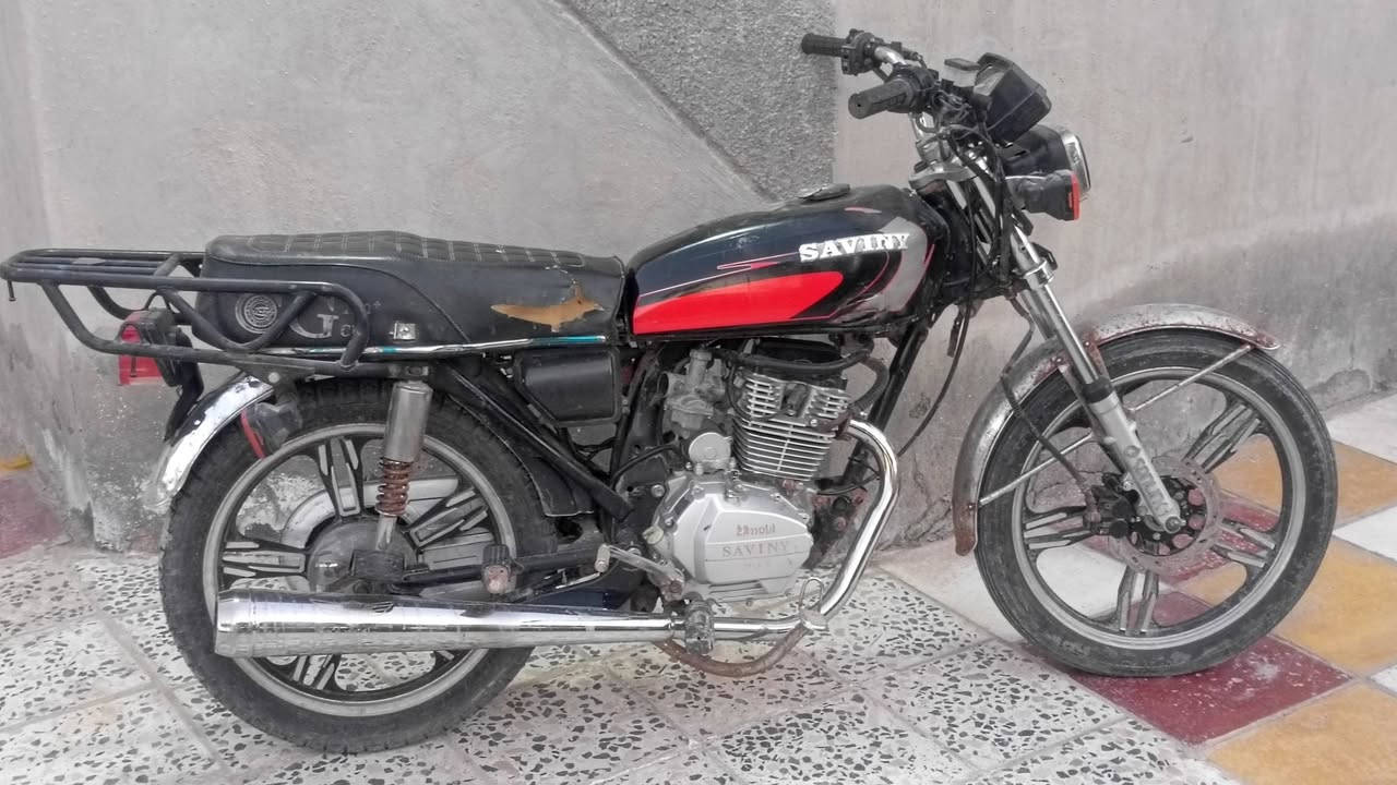 السلام عليكم دراجه سيفانا موديل 20 اوراق كامله مكينه مفتوحه بوشه وبستن دراجه نظيفه مكاني صدر الدغاره سعرها 425 وبيها مجال ***********
