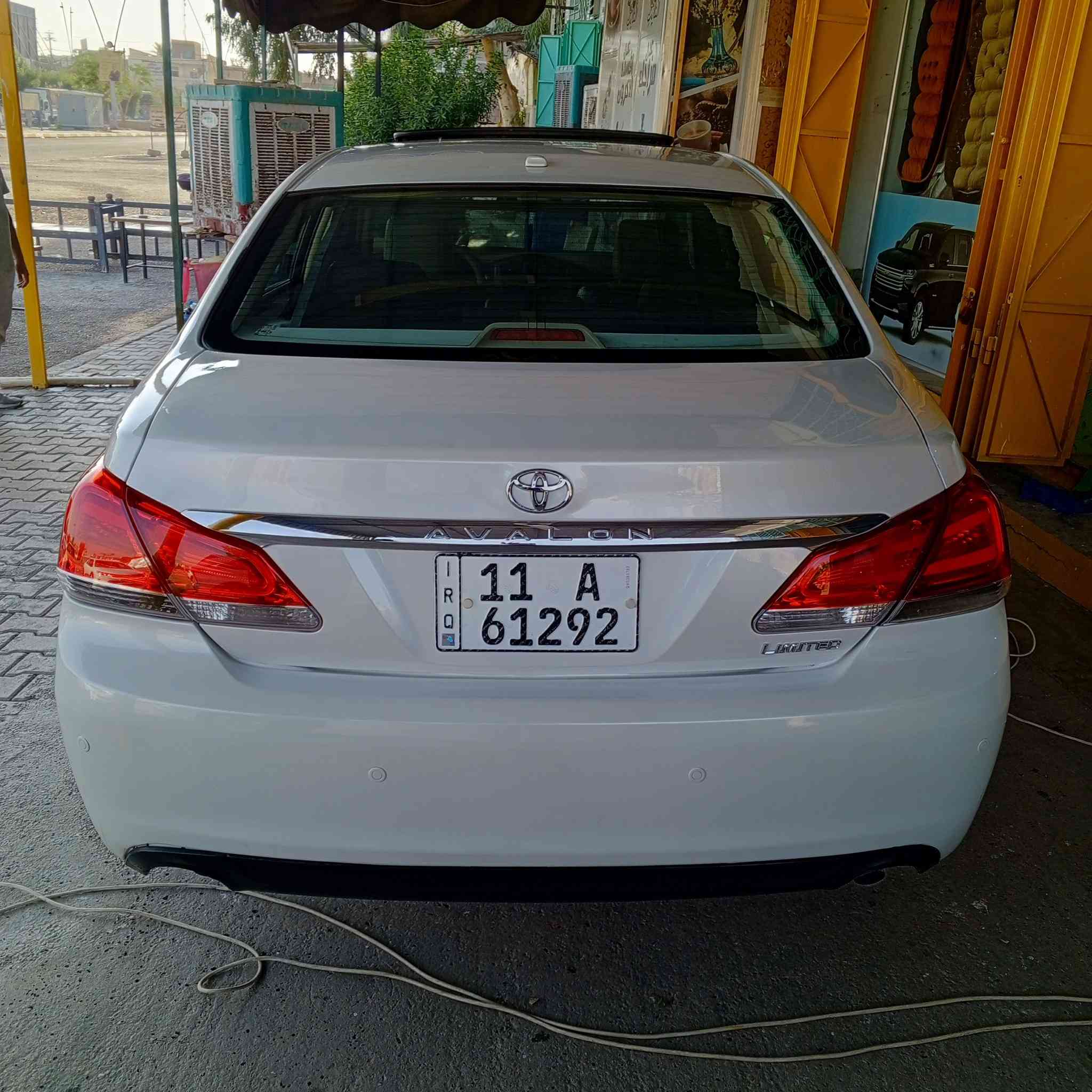 السلام عليكم
افلون للبيع 

2012 خليجي 

(ليمتد)

فول 1/1  

فتحه سقف سلايد

خمس بصمات

كشنات تبريد تدفئه

تبريد خلفي  

كشنات خزن ميموري

كشنات جلد بيجي

برده خلفيه كهربائي 

حساس خلفي امامي

كامره خلفيه

تحكمات ستيرن

كشنات كهربائي

ماشيه 160

(بيها صبغ  هلال جاملغ  خلفي) 
( ومكانين تكحيل بارد فقط) 
 دعاميات ثنين صبغ 
سيارة جاهزة 

رقم بغداد دولي شرط التحويل

السعر190بيها مجال بسيط

العنوان الانبار الرمادي 

الاستفسار ‭***********
