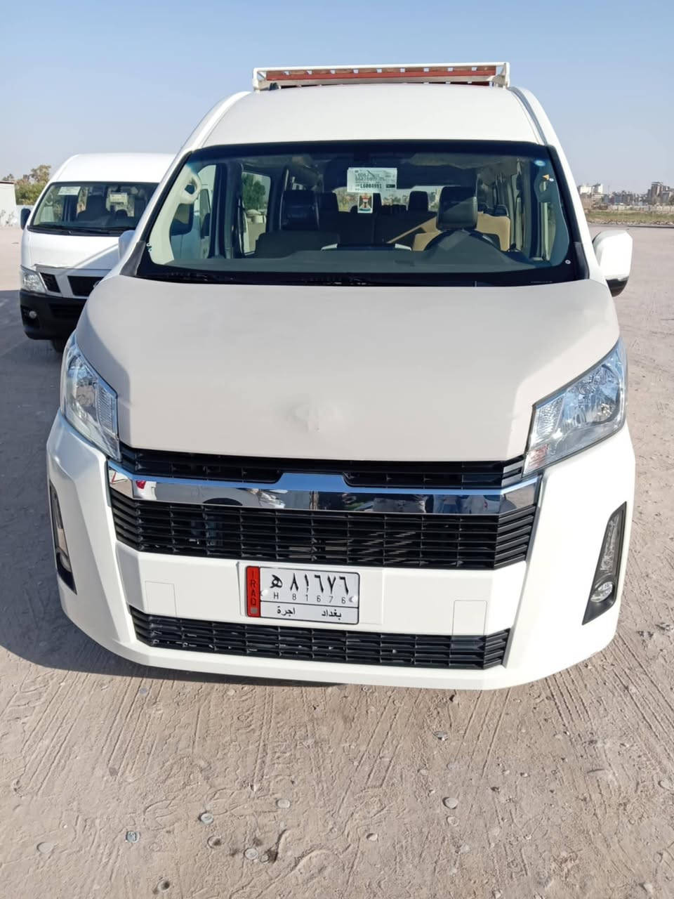 سلام عليكم هايسه بوز موديل ٢٠ كفاله عامه بيه شخط ١٠ سانتيم فقط فول موصفات كير عادي سيبايه درع خلفي دوشمه عامه ١٥ نفر السياره برغي مامفتوح بيه بس زوج دسكات امامي وظع الشركه ماشيه ١٠٠ الف الساره واكفه مامشتفله ٢٠ طلعت للشغل شهر ١١....٢٠٢٥ مكان بغداد ***********
